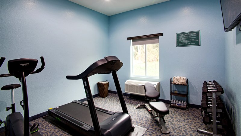 Workout Room At Iris Garden Inn