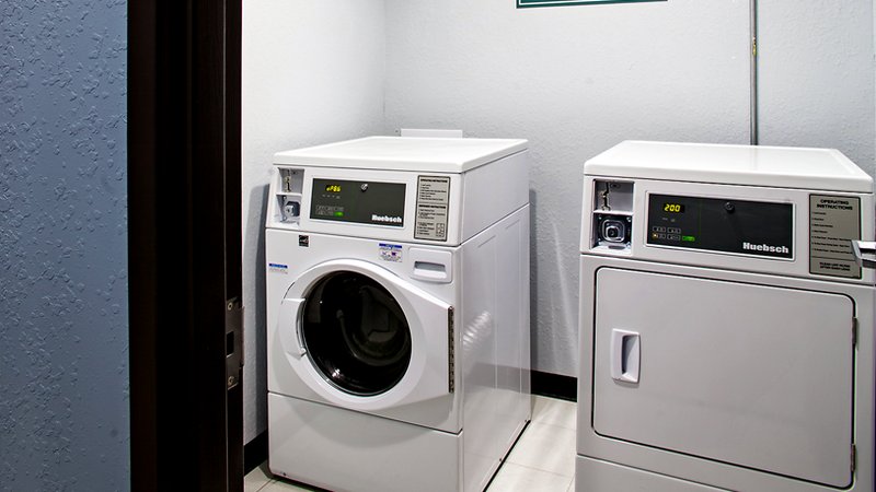 Laundry At Iris Garden Inn